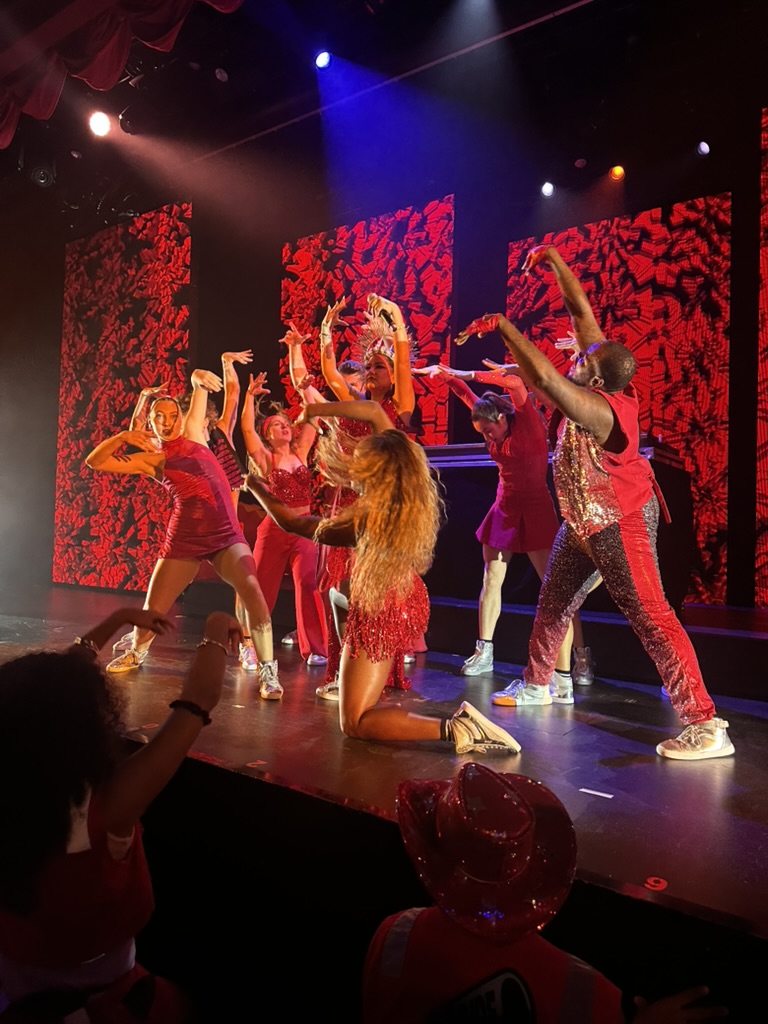 Live performance on The Red Room stage