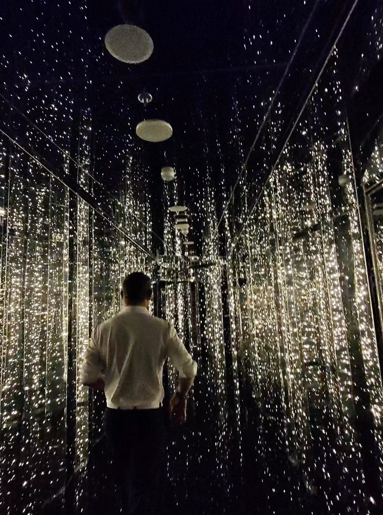 Mirrored infinity room aboard Scarlet Lady